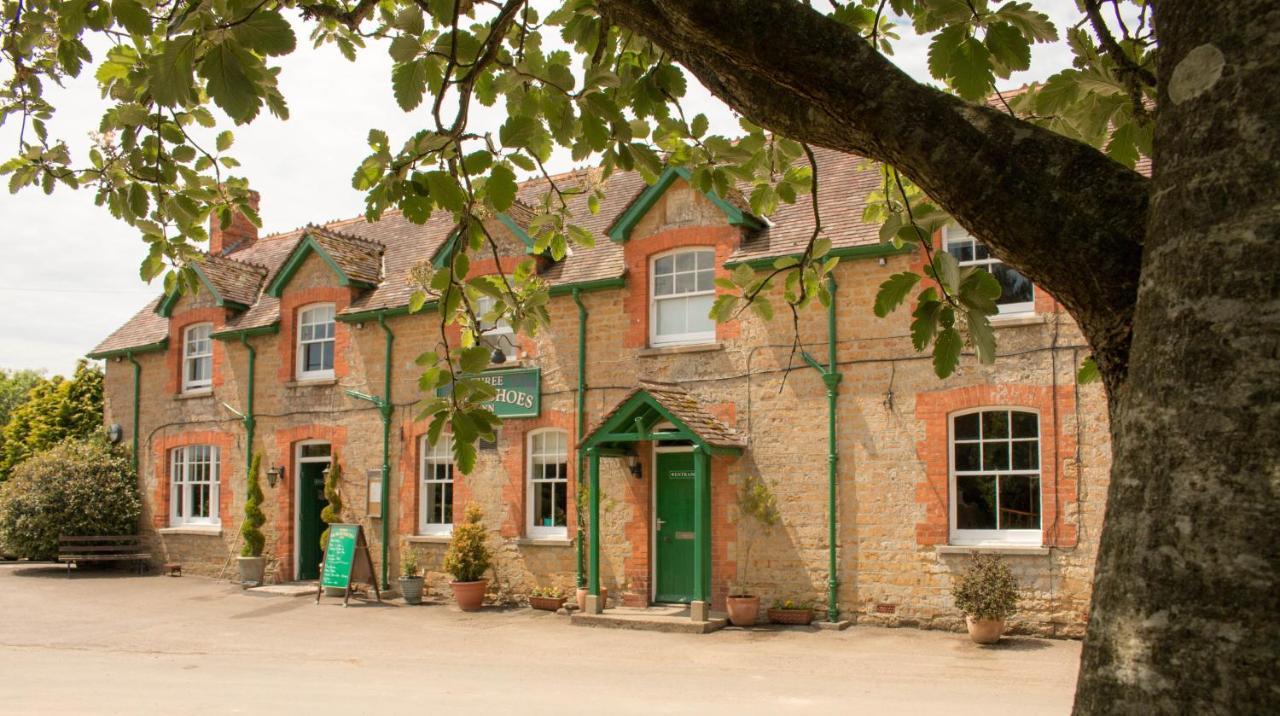 Three Horseshoes Inn Powerstock Экстерьер фото